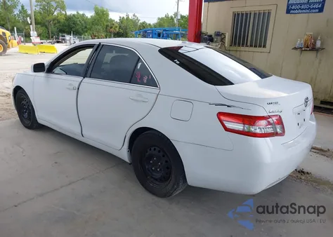 2010 Toyota Camry Le из США, поврежденный, VIN 4T1BF3EK2AU527742